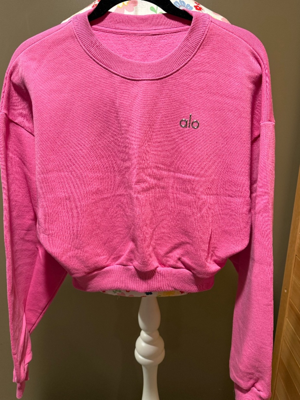 ALO Cropped Accolade Crewneck~PARADISE PINK